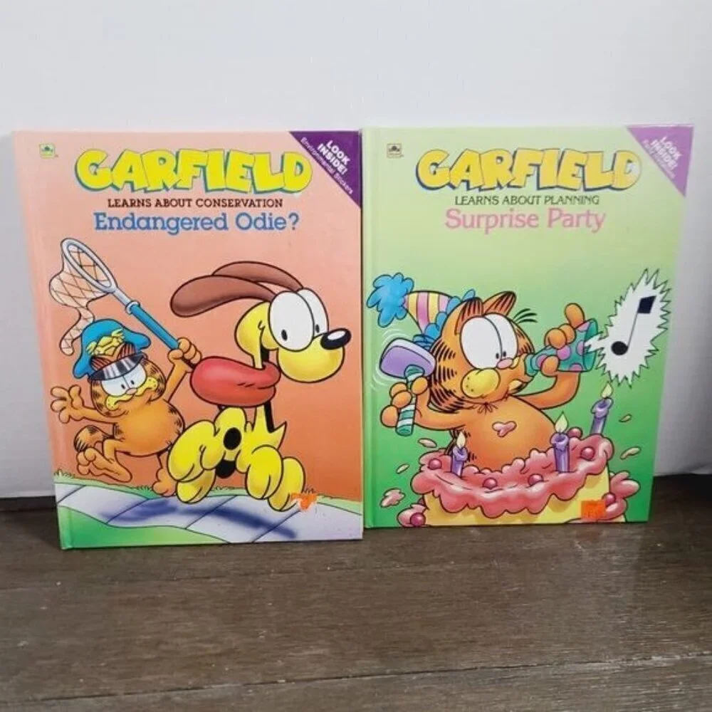 Lot of 2 Vintage Garfield Cartoon Books Endangered Odie Surprise Party